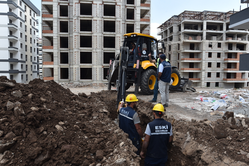 HÜSEYİN AVNİ ULAŞ MAHALLESİ'NE YENİ ALTYAPI